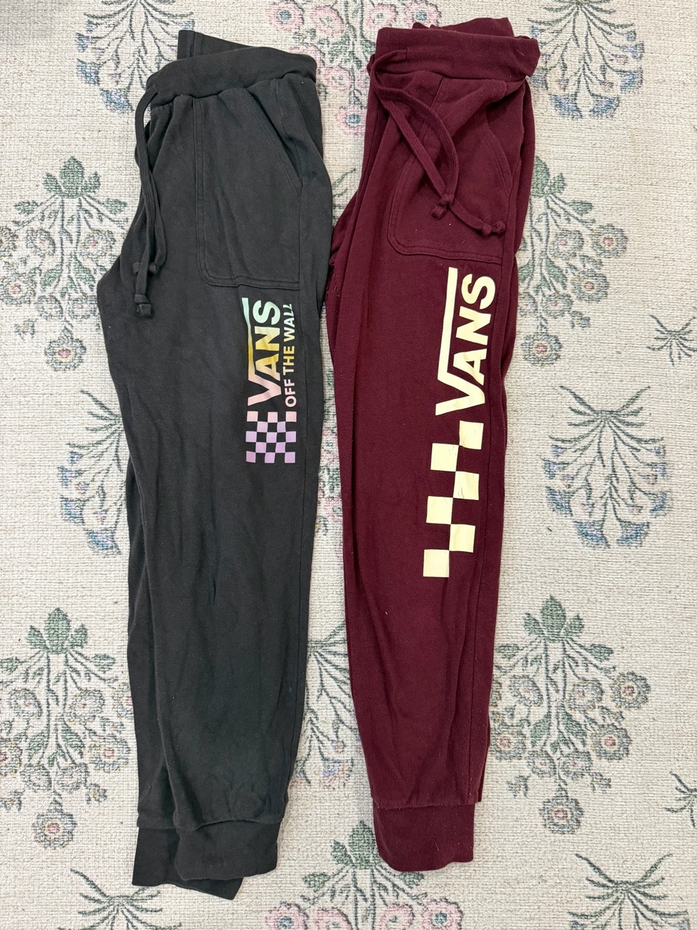 Bundle: Vans Women’s Sweatpants Joggers in Black & Burgundy with Checker Logo